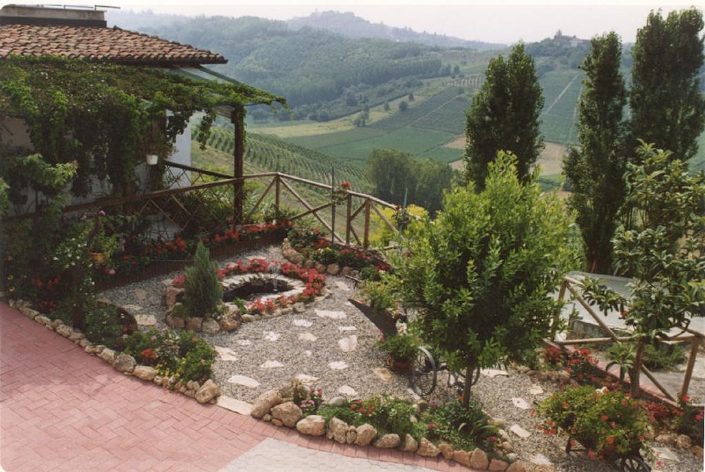 Bed and Breakfast Il Grappolo Mongardino Екстер'єр фото